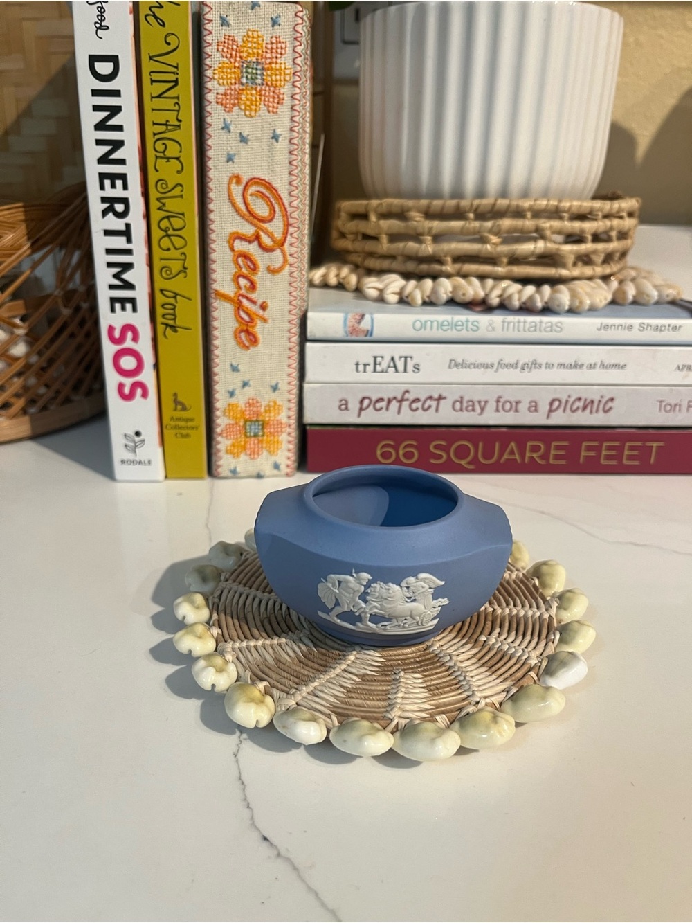 Wedgwood Blue Jasperware-Style Round vase/vessel with White Relief